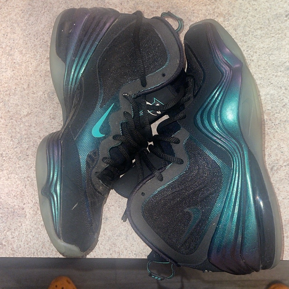 Men’s Nike penny v ‘invisible cloak’ size 8